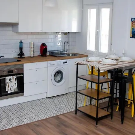 El Pisuco De Lu Entre Puertochico Y El Sardinero *