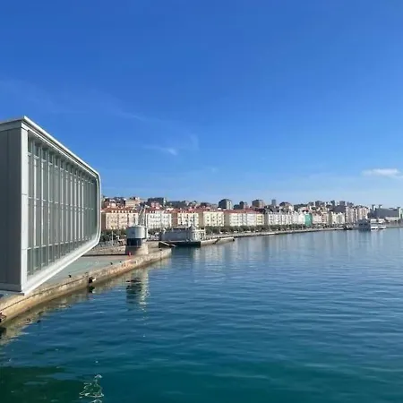 El Pisuco De Lu Entre Puertochico Y El Sardinero 桑坦德