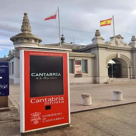 El Pisuco De Lu Entre Puertochico Y El Sardinero