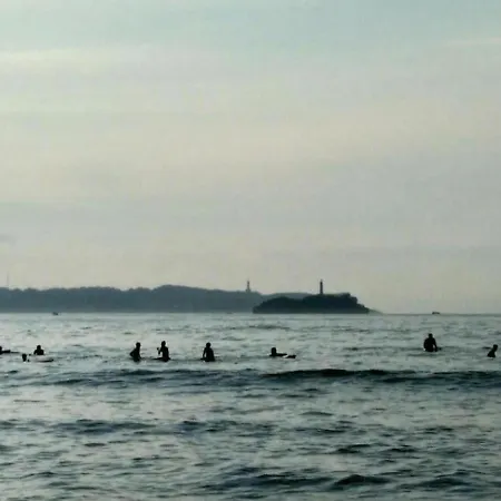 El Pisuco De Lu Entre Puertochico Y El Sardinero