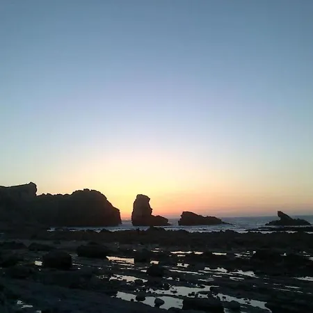 El Pisuco De Lu Entre Puertochico Y El Sardinero * Santander