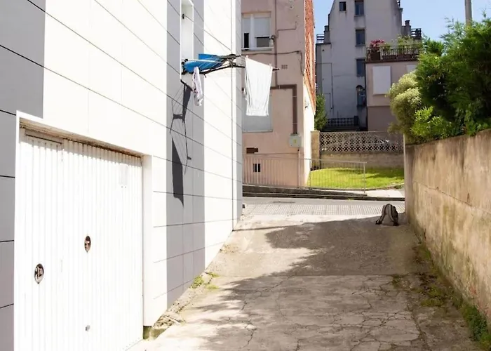 El Pisuco De Lu Entre Puertochico Y El Sardinero