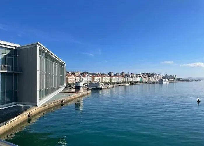El Pisuco De Lu Entre Puertochico Y El Sardinero Santander