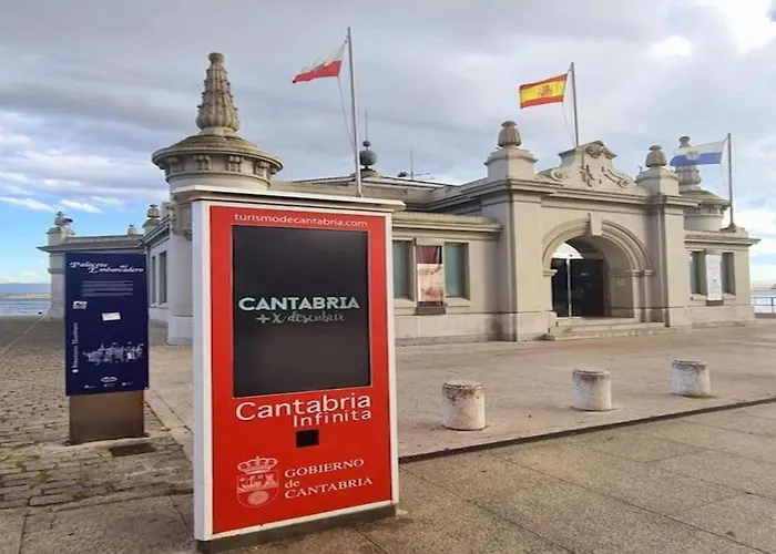 El Pisuco De Lu Entre Puertochico Y El Sardinero