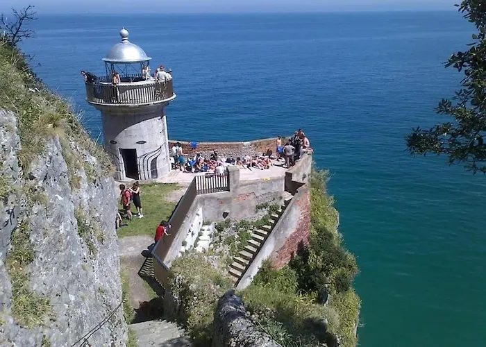 El Pisuco De Lu Entre Puertochico Y El Sardinero * 桑坦德