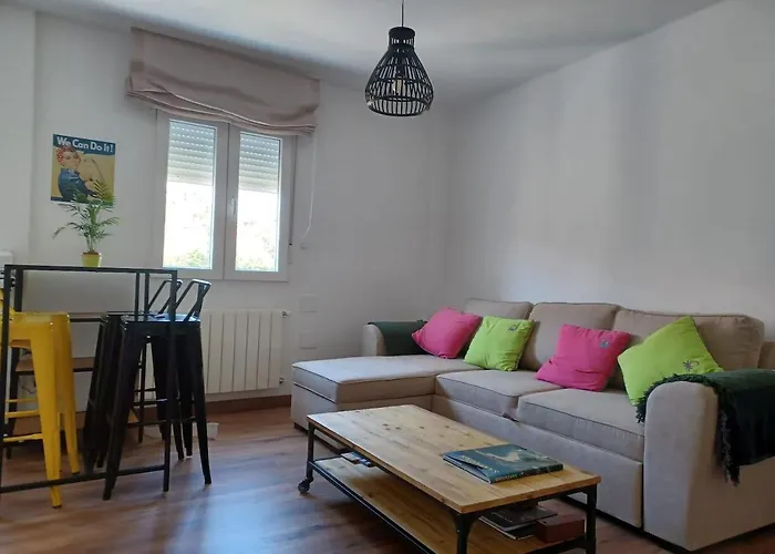 El Pisuco De Lu Entre Puertochico Y El Sardinero